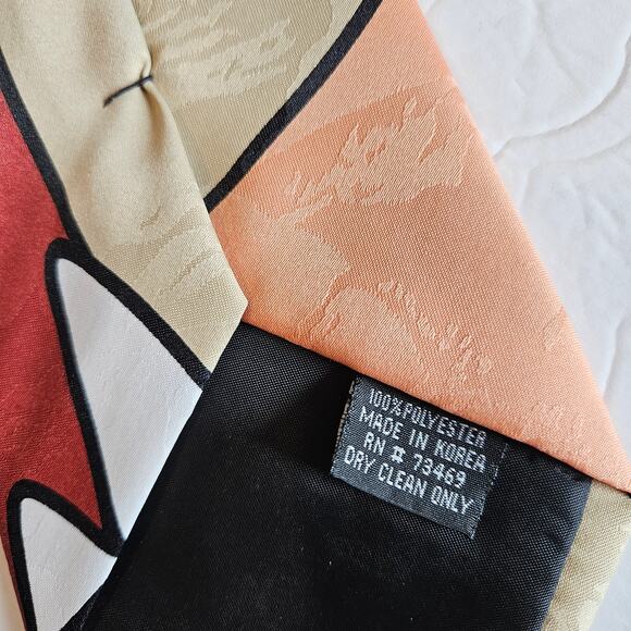 Looney Tunes Mania TAZ Tasmanian Devil Neck Tie Vintage 1996 Nostalgic - Picture 4 of 6